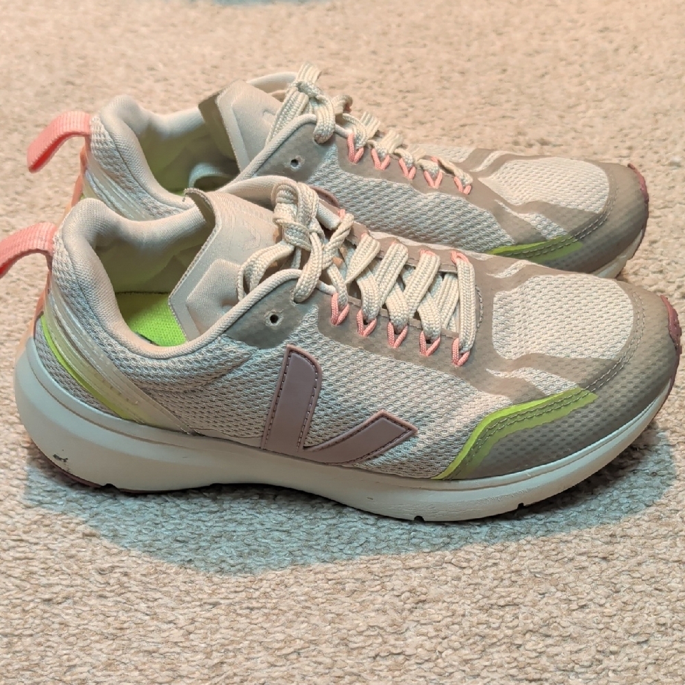 🌴 VEJA 🌴 Condor 2 alveomesh Women's Sneakers - Grey 🩶 and Pink 🩷 sz 8